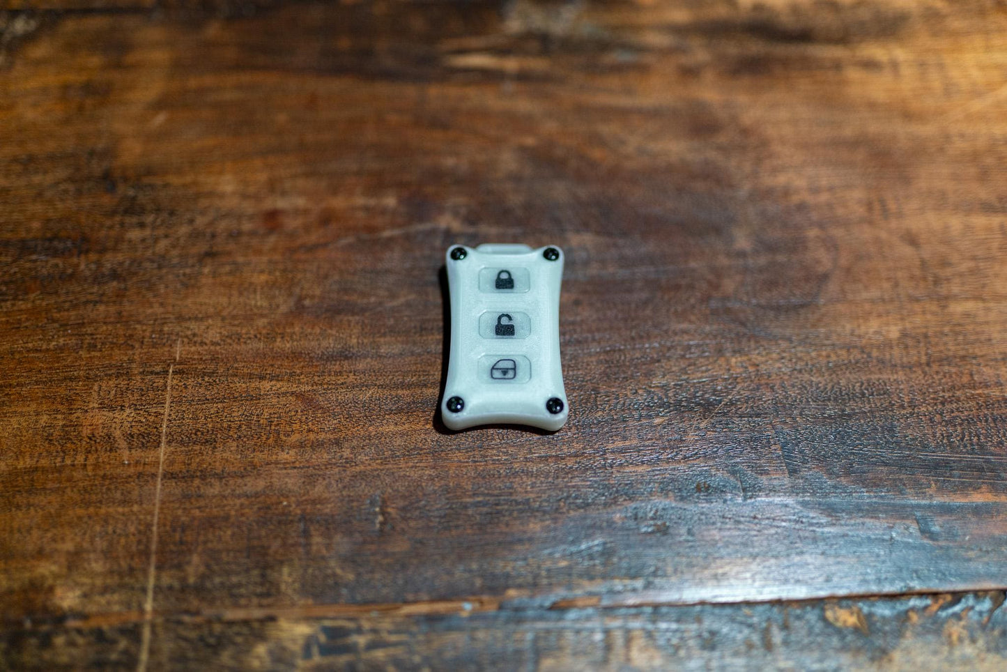 Glow Key Fob for 4Runner | 1999-2009 | Glow in the Dark